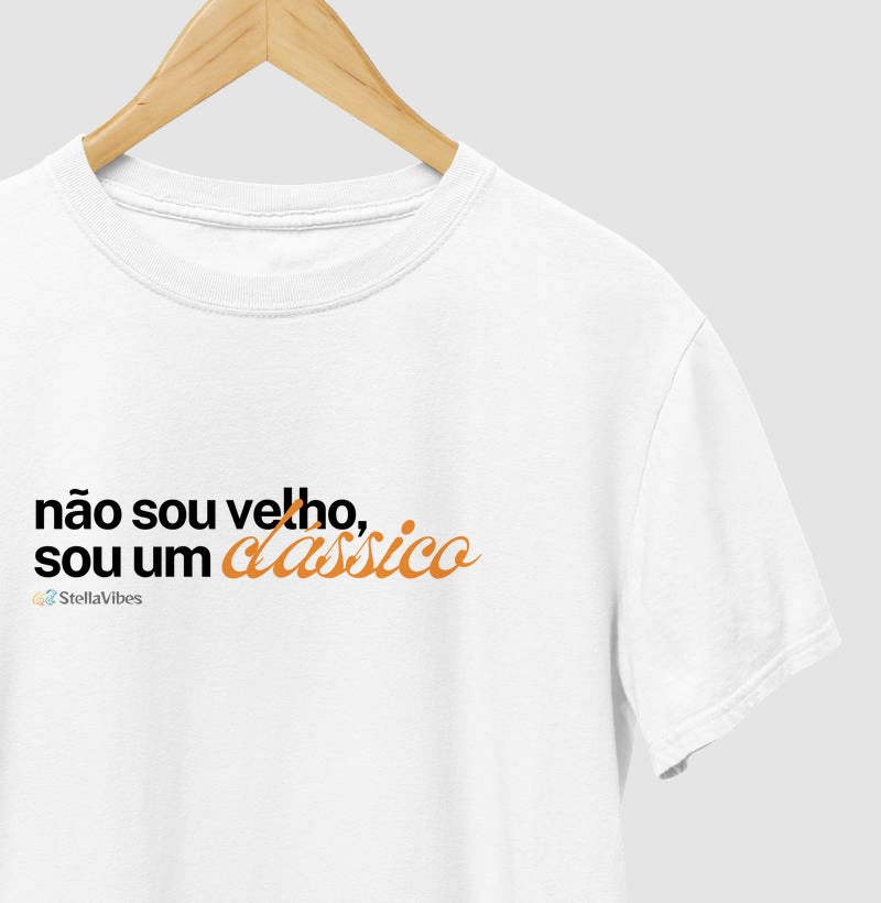 Camiseta Não Sou Velho (Branca / Cinza)