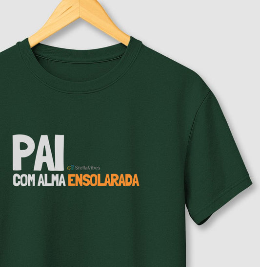 Camiseta Pai Alma Ensolarada (Preta / Verde)